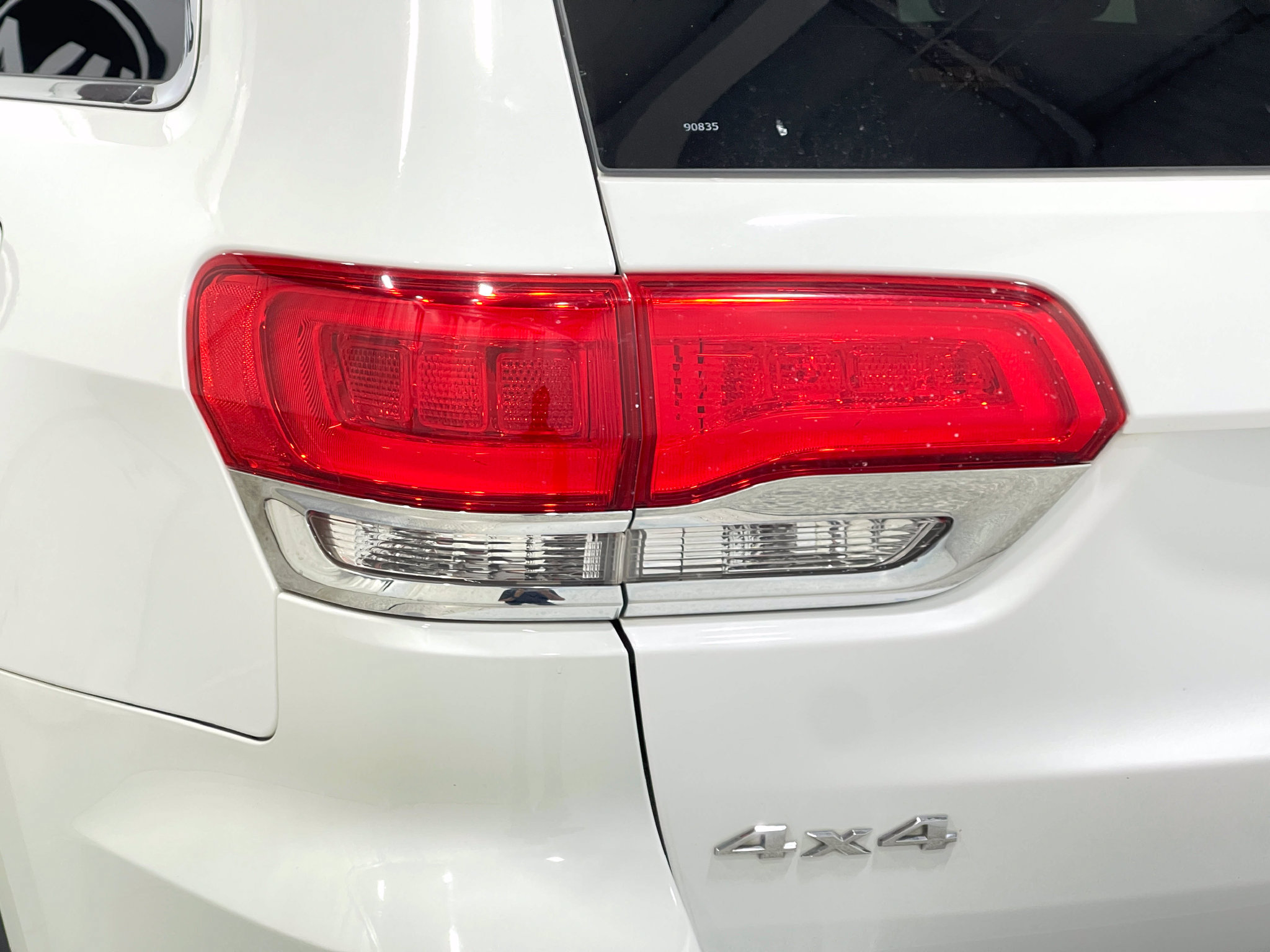 Used 2015 Jeep Grand Cherokee Limited w/ Trailer Tow Group IV AWD/4WD image 33