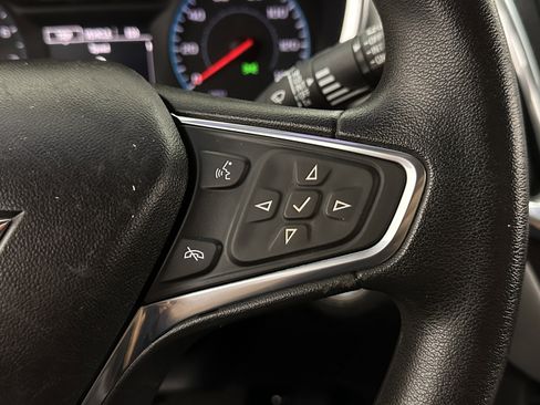 Used 2018 Chevrolet Equinox LS FWD image 18