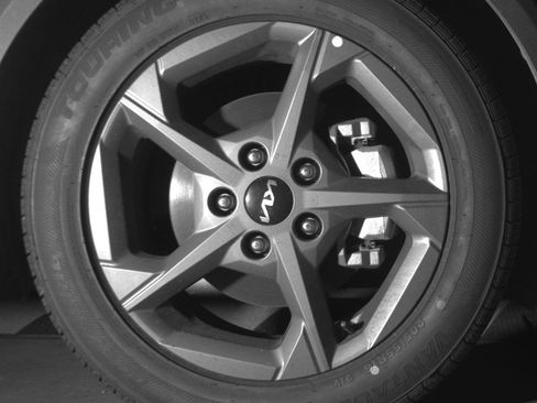 Used 2025 Kia K4 LXS image 13