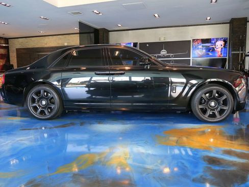 Used 2013 Rolls-Royce Ghost RWD image 10