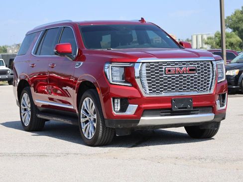 Used 2024 GMC Yukon Denali w/ Max Trailering Package AWD/4WD image 4
