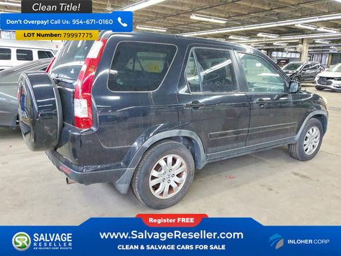 Used 2005 Honda CR-V SE image 4
