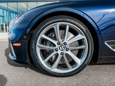 Used 2022 Bentley Continental GT image 6