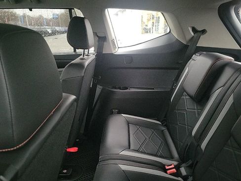 Used 2024 Volkswagen Atlas Peak Edition SE image 23