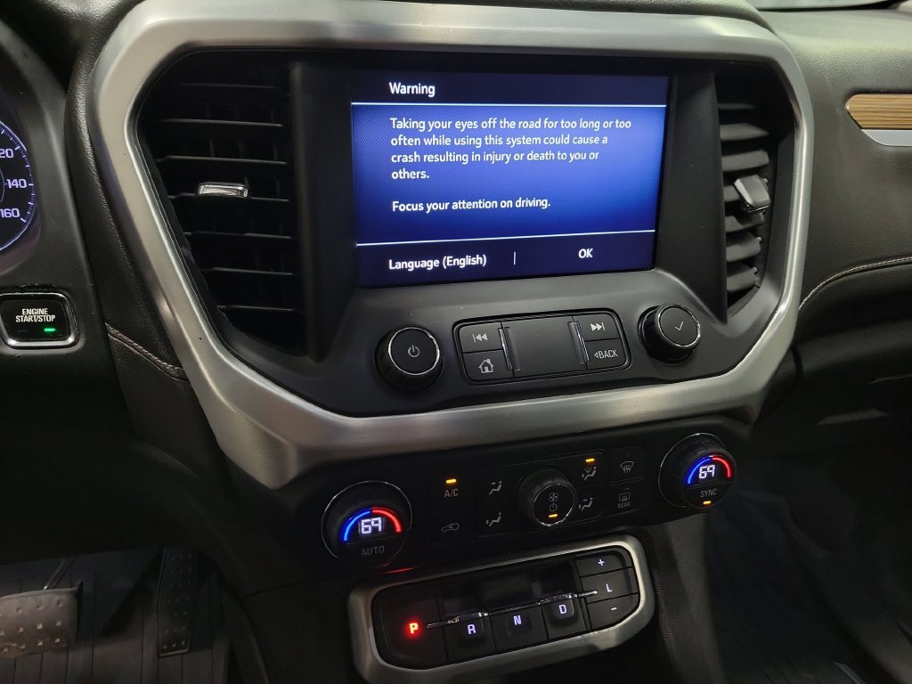 Used 2020 GMC Acadia SLE w/ Driver Convenience Package FWD image 18