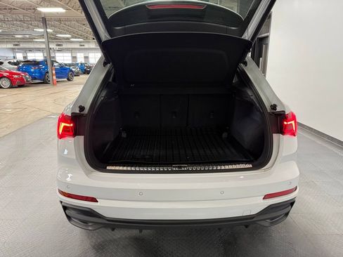 Used 2023 Audi Q3 2.0T Premium Plus w/ Premium Plus Package image 21