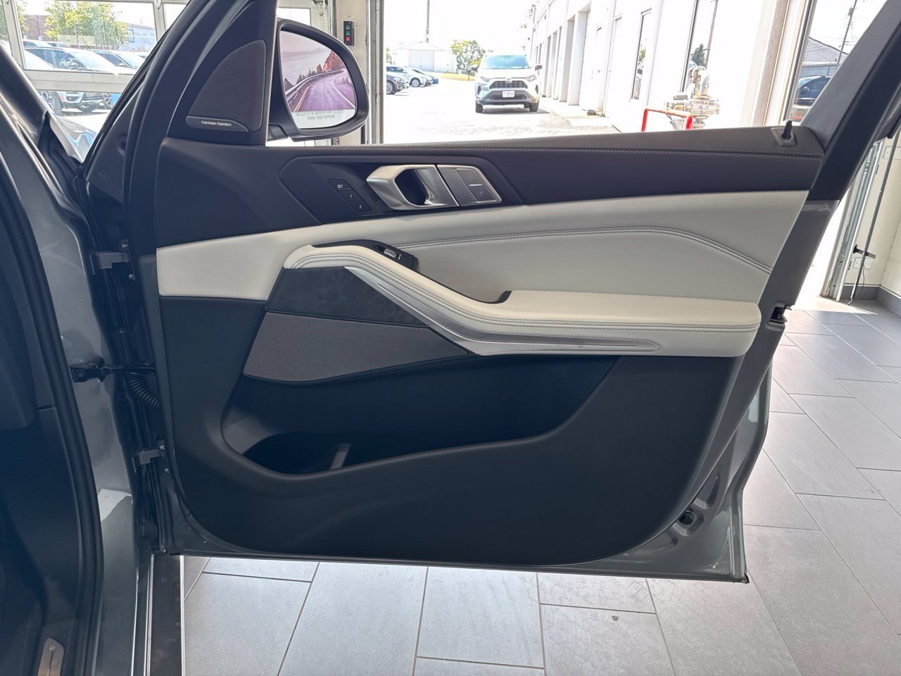 New 2027 BMW X7 xDrive40i AWD/4WD image 56