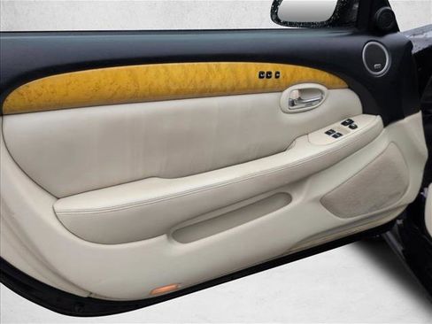 Used 2003 Lexus SC 430 Convertible image 9