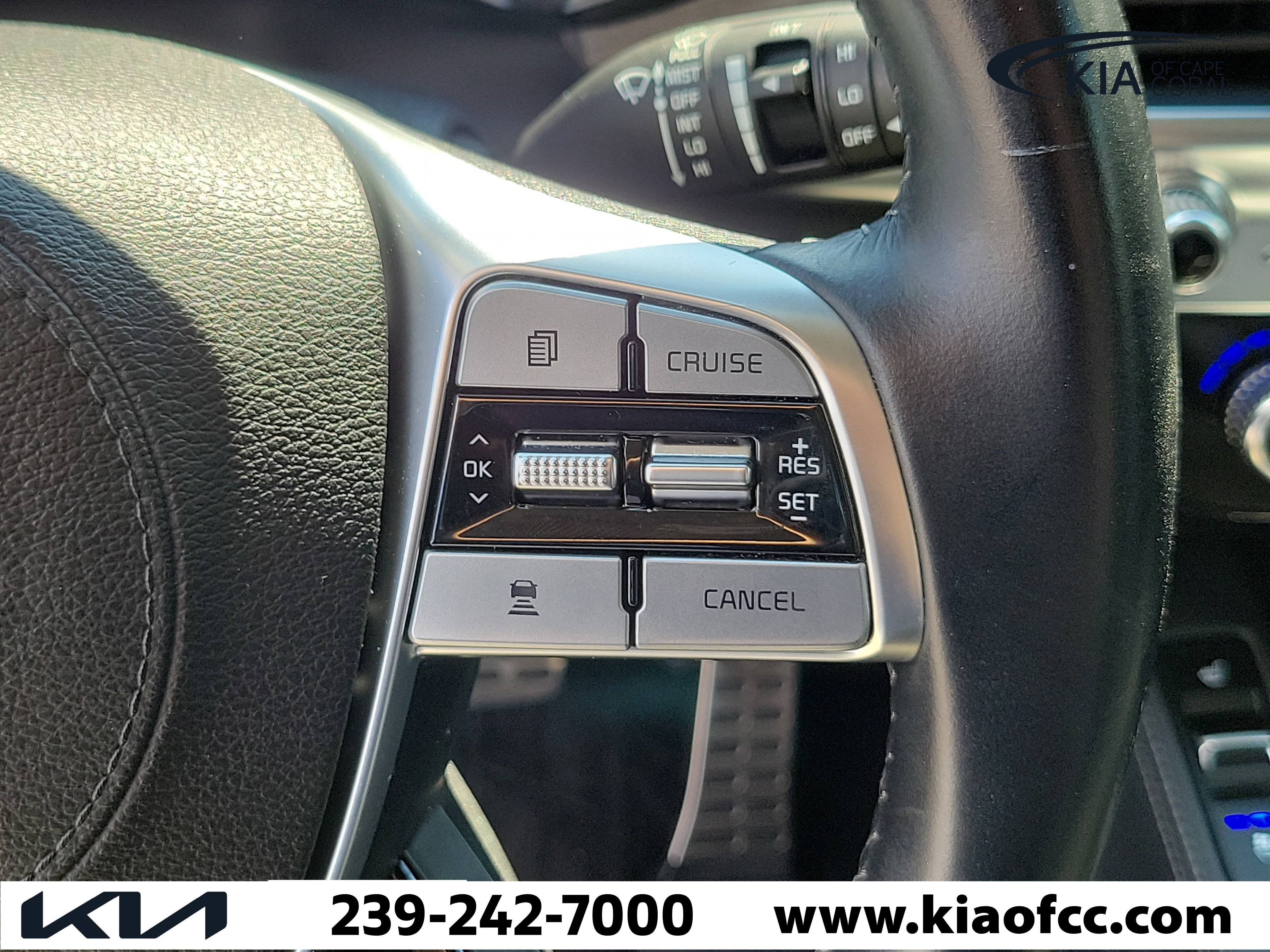 Used 2021 Kia Telluride SX w/ Towing Package FWD image 28