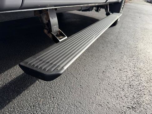 Certified 2024 Ford F350 Lariat w/ Lariat Ultimate Package image 9