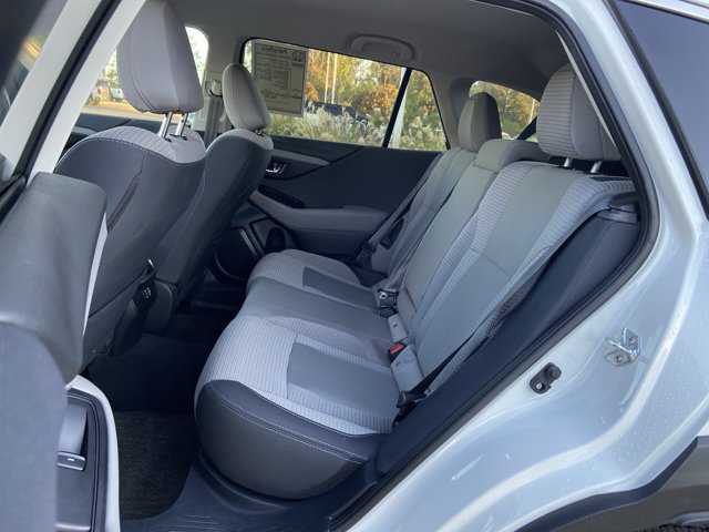 Used 2024 Subaru Outback Premium AWD/4WD image 16