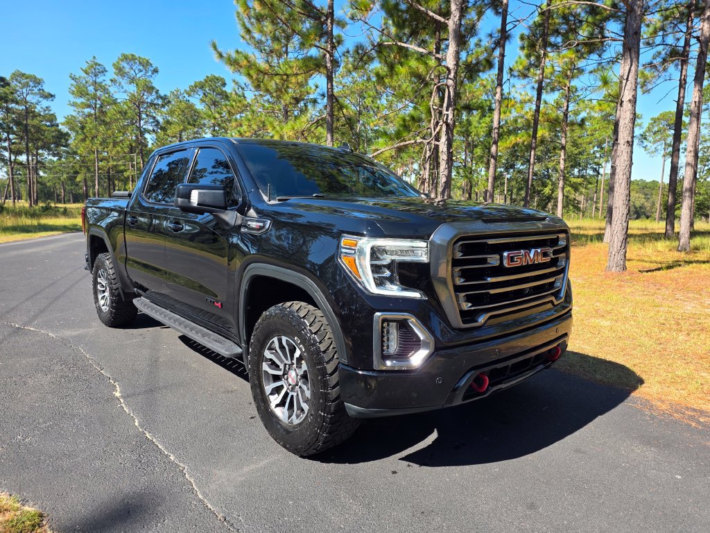Used 2021 GMC Sierra 1500 AT4 w/ AT4 Premium Package AWD/4WD image 7