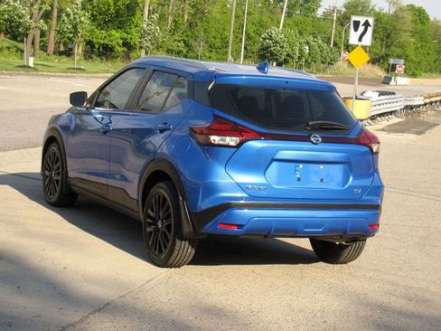 Used 2021 Nissan Kicks SV FWD image 13