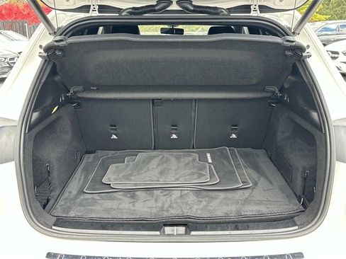 Certified 2022 Mercedes-Benz GLA 250 4MATIC image 9