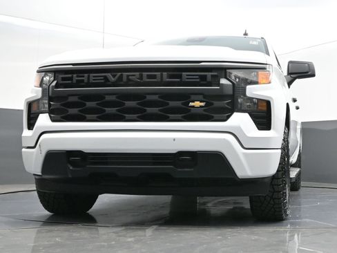 Used 2022 Chevrolet Silverado 1500 Custom image 37
