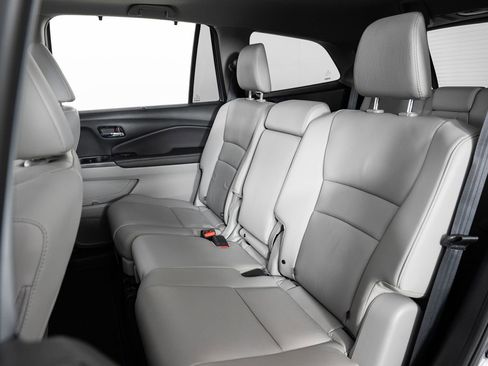 Used 2022 Honda Pilot Special Edition image 17