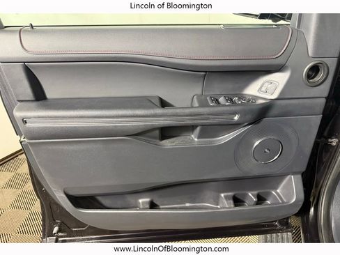 Used 2022 Ford Expedition Max Limited image 20