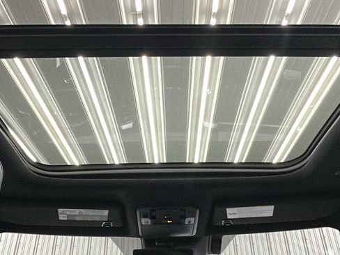 Used 2025 Toyota Sequoia Platinum image 35