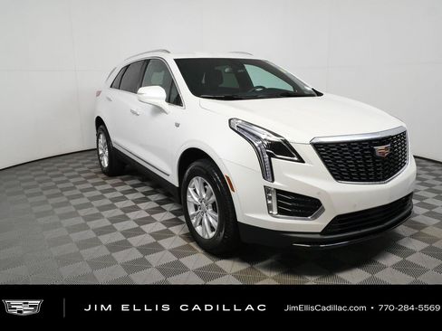 Used 2025 Cadillac XT5 Luxury FWD image 1
