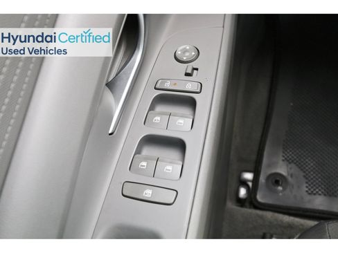 Certified 2024 Hyundai Elantra SEL FWD image 23