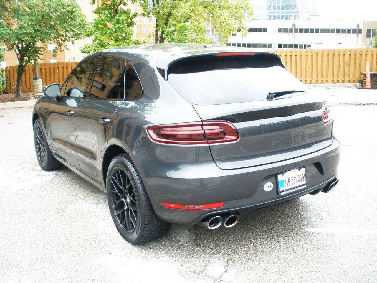 Used 2018 Porsche Macan GTS AWD/4WD image 9