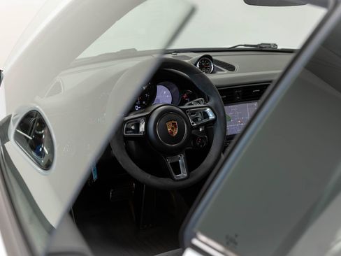 Used 2019 Porsche 911 Carrera GTS RWD image 82