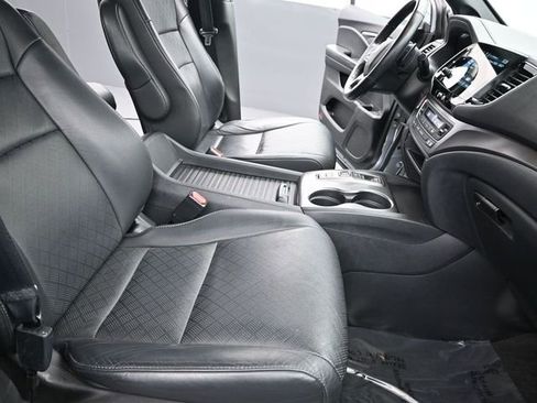 Used 2019 Honda Passport EX-L image 18