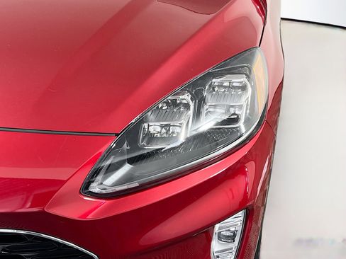 Used 2020 Ford Escape Titanium w/ Titanium Premium Package 2.0 image 11