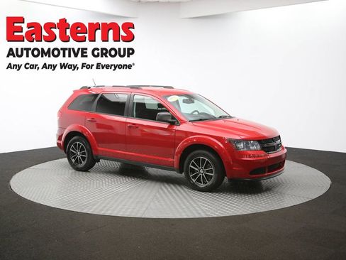 Used 2017 Dodge Journey SE w/ Flexible Seating Group image 48