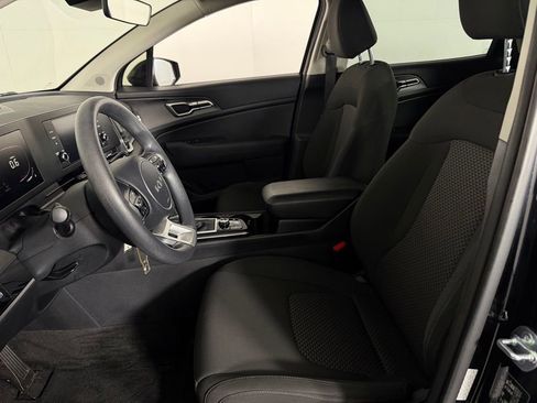 Used 2024 Kia Sportage LX FWD image 21