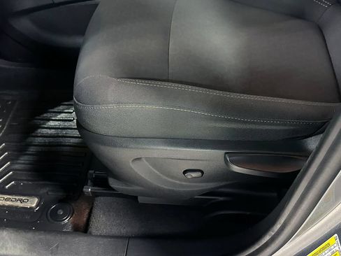 Used 2020 Chevrolet Trax LS FWD image 18