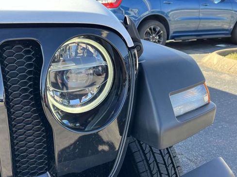 Used 2021 Jeep Wrangler Unlimited Sport image 9