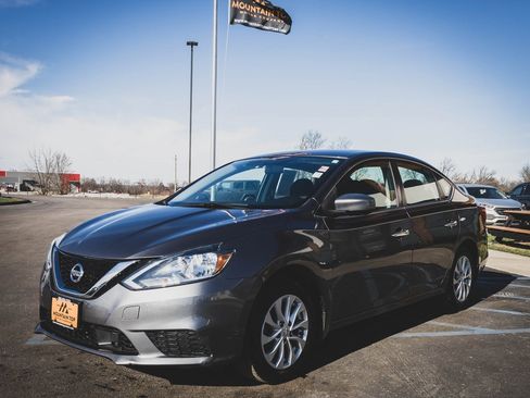 Used 2018 Nissan Sentra SV image 16