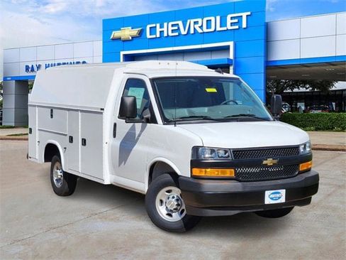New 2025 Chevrolet Express 3500 w/ Power Convenience Package image 3