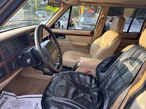 Used 1996 Jeep Cherokee Country image 9