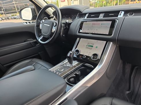 Used 2019 Land Rover Range Rover Sport HSE AWD/4WD image 18