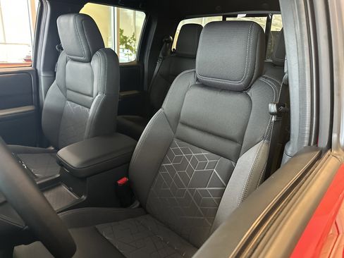 New 2026 Nissan Frontier SV w/ Tow Package image 7