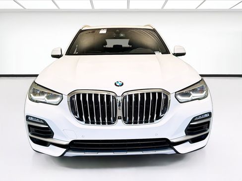 Used 2021 BMW X5 xDrive40i w/ Convenience Package AWD/4WD image 2