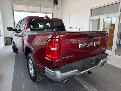 Used 2025 RAM 1500 Big Horn AWD/4WD image 3