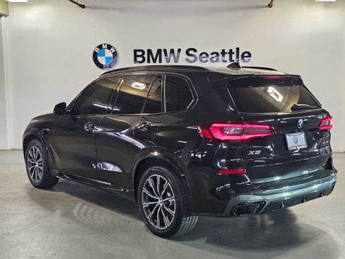 Used 2022 BMW X5 xDrive40i AWD/4WD image 3