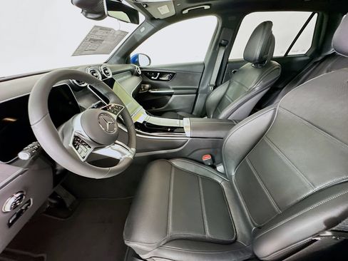 New 2026 Mercedes-Benz GLC 300 4MATIC image 23