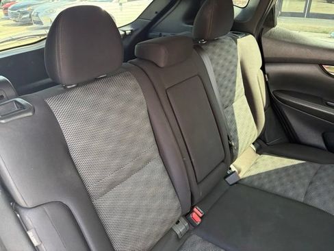 Used 2021 Nissan Rogue Sport SV FWD image 33