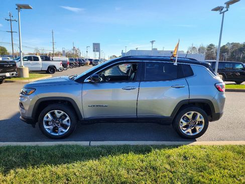 Certified 2022 Jeep Compass Limited image 16