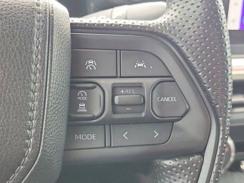 Certified 2025 Toyota Tacoma SR5 image 25