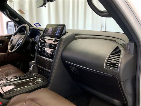Used 2023 Nissan Armada Platinum w/ Cargo Package image 28