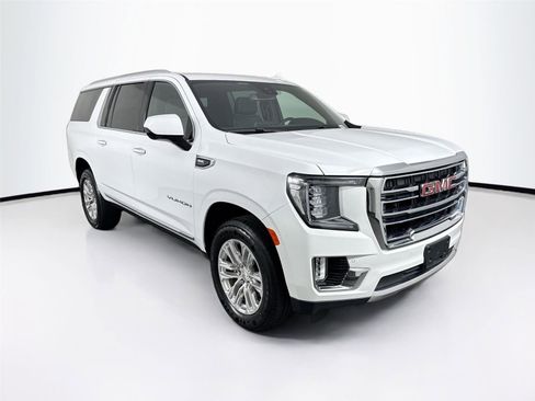 Used 2024 GMC Yukon XL SLT image 8