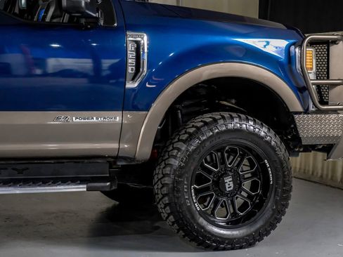 Used 2020 Ford F250 Lariat w/ Lariat Ultimate Package AWD/4WD image 7