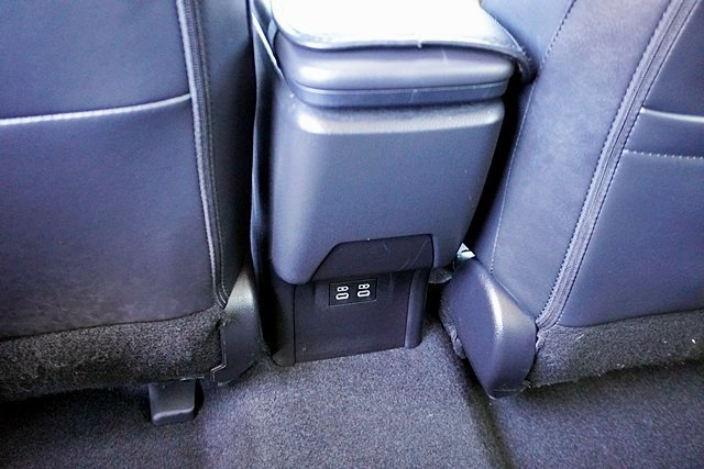 Used 2023 Toyota Prius Limited FWD image 29