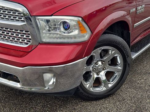 Used 2013 RAM 1500 Laramie w/ Convenience Group image 10