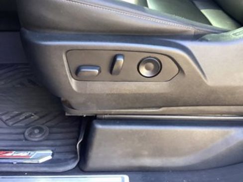 Used 2024 Chevrolet Silverado 2500 LT image 12